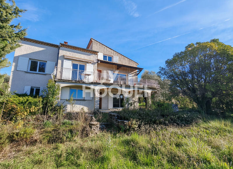 Maison - 185 m² - 7 pièces