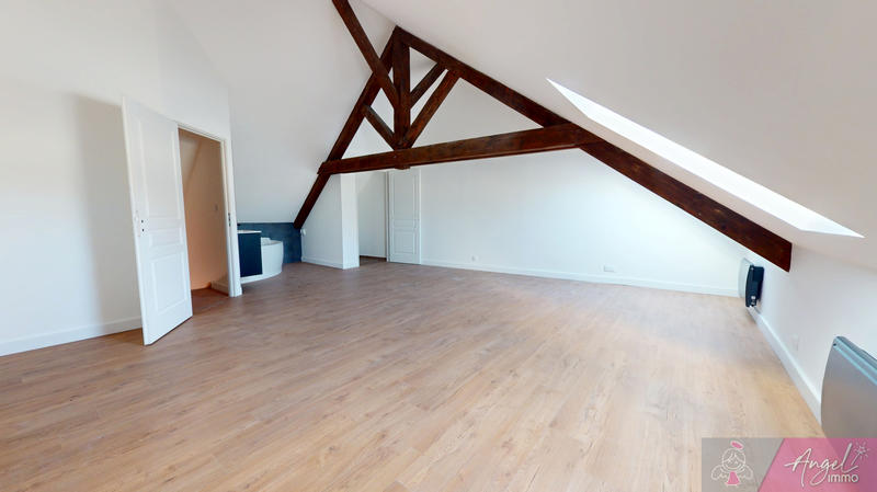 Triplex - 130 m² - 6 pièces