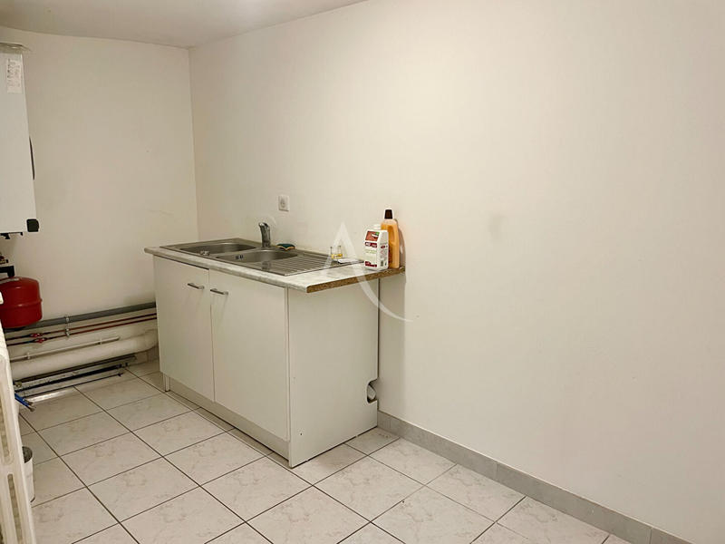 Local commercial - 98 m² - 5 pièces