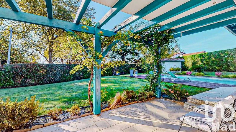 Maison - 175 m² - 7 pièces