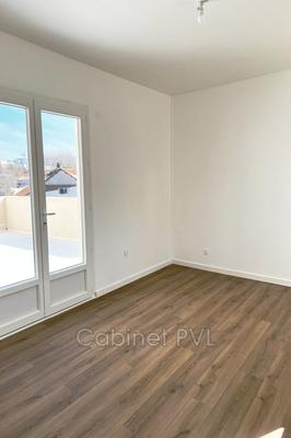 Appartement - 84 m² - 4 pièces