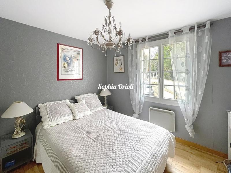 Maison - 185 m² - 5 pièces