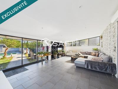 Maison - 140 m² - 5 pièces