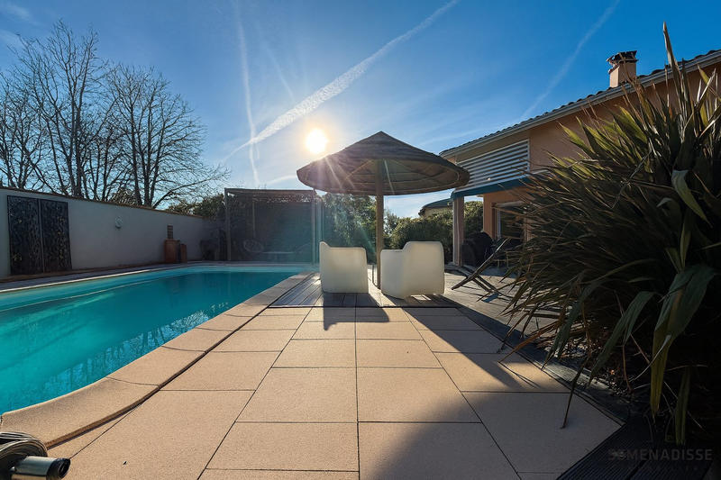 Maison - 177 m² - 5 pièces