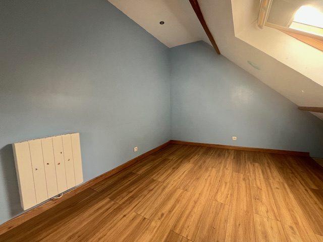 Maison - 100 m² - 6 pièces