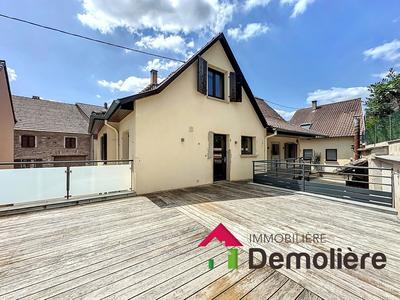 Maison - 265 m² - 10 pièces