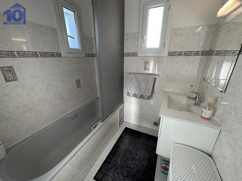 Maison - 175 m² - 8 pièces