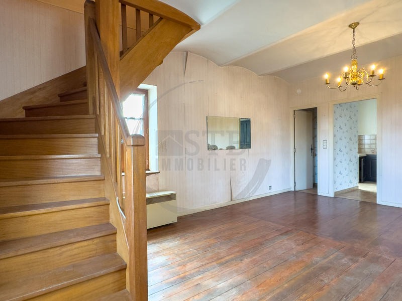 Maison de village - 142 m² - 8 pièces