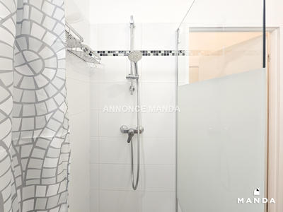 Chambre - 9 m² - 3 pièces