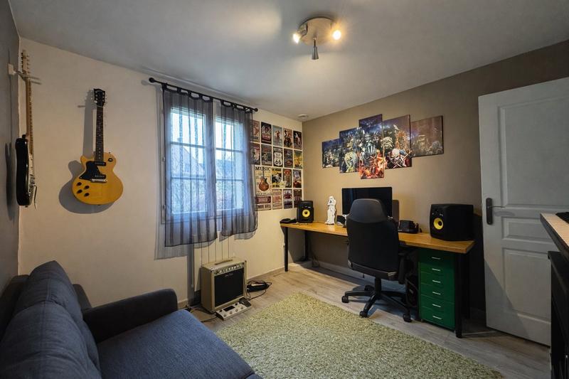 Maison - 105 m² - 5 pièces