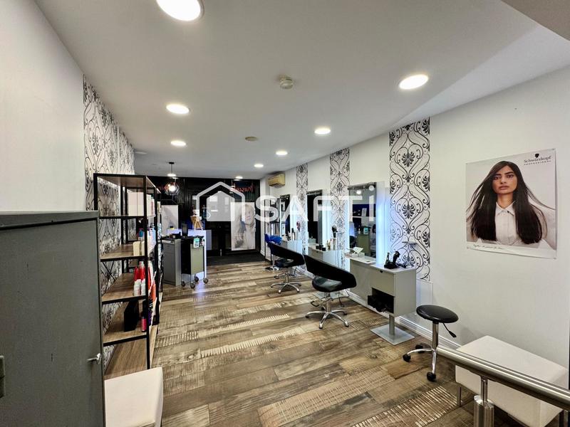 Local commercial - 69 m² - 2 pièces