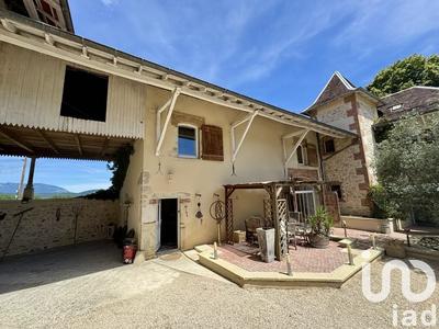 Maison - 450 m² - 10 pièces