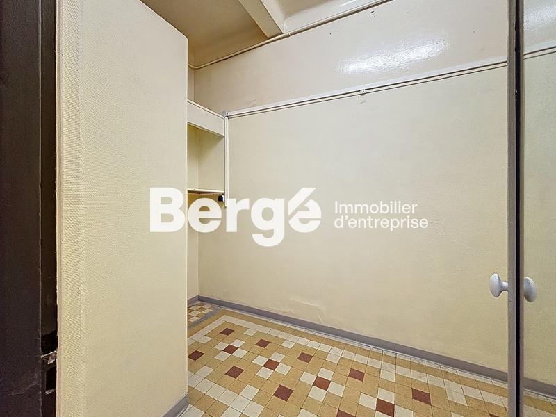 Bureau - 90 m² - 5 pièces