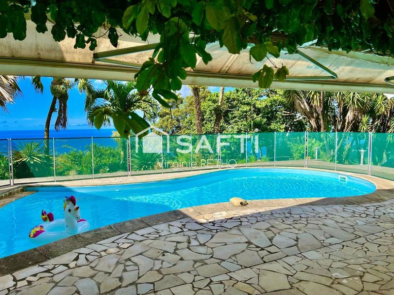 Villa - 231 m² - 5 pièces