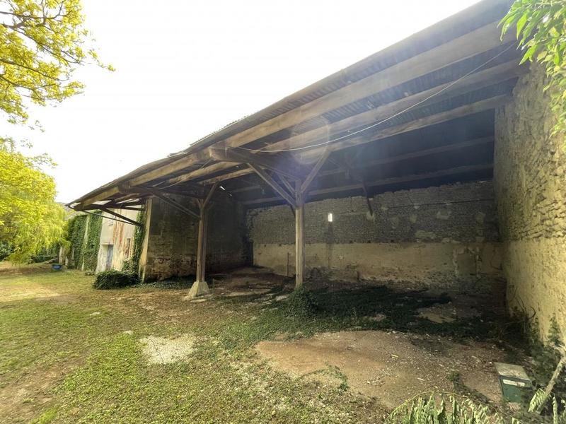 Maison - 252 m² - 10 pièces