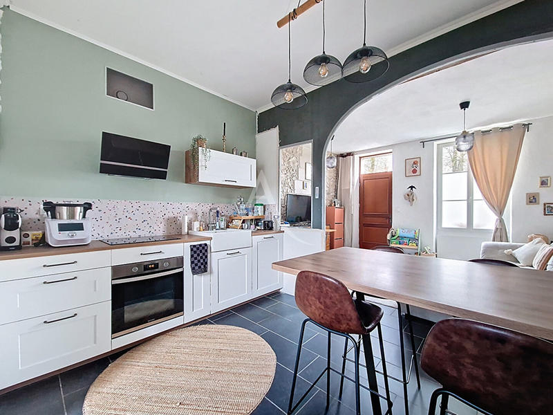 Maison - 93 m² - 4 pièces