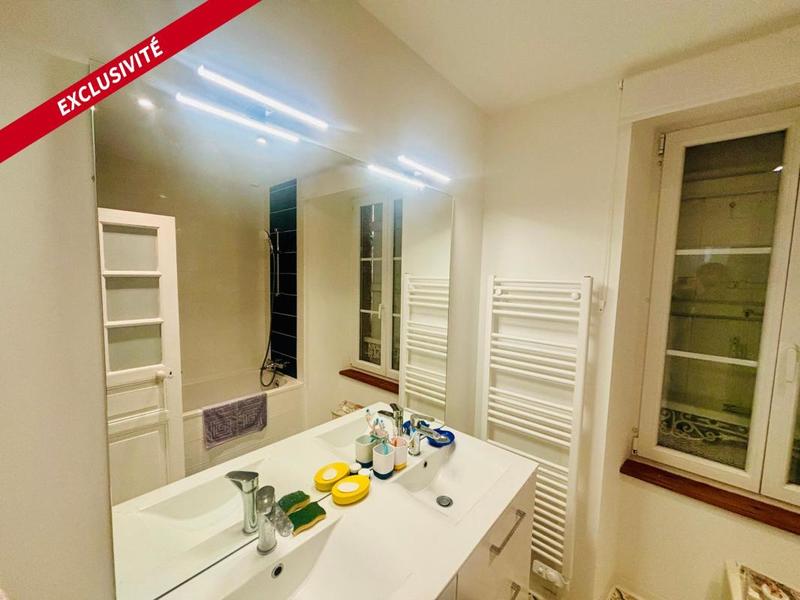 Maison en pierre - 140 m² - 7 pièces