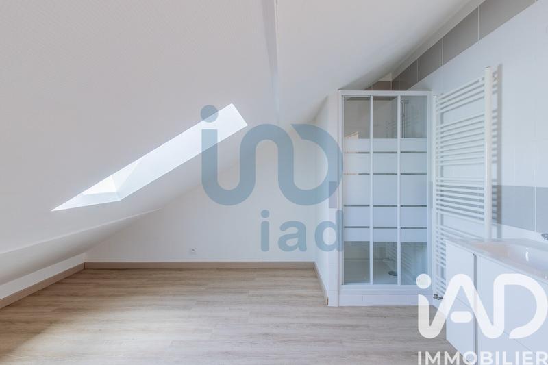 Maison - 93 m² - 5 pièces