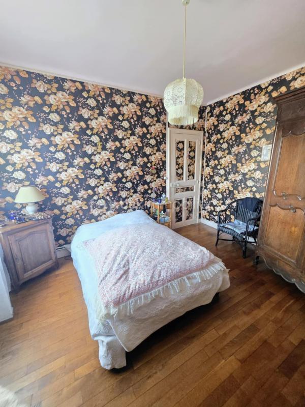 Maison de bourg - 150 m² - 6 pièces