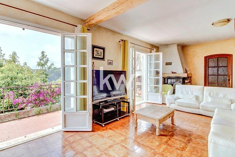 Maison - 129 m² - 6 pièces