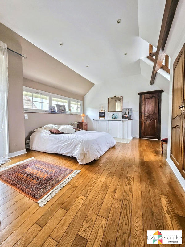 Maison - 185 m² - 6 pièces