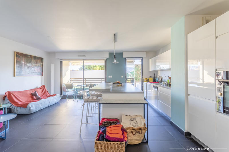 Appartement - 70 m² - 3 pièces