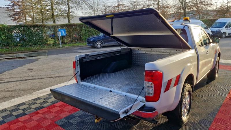 Nissan Navara 2.3 dci 160 king cab n-pro