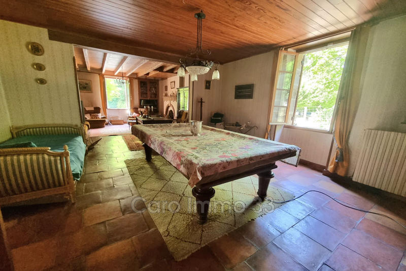 Maison - 180 m² - 6 pièces