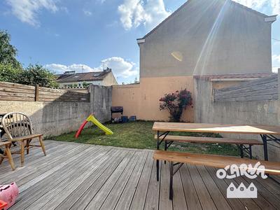 Maison - 102 m² - 5 pièces