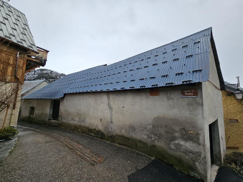 Maison ancienne - 188 m² - 3 pièces