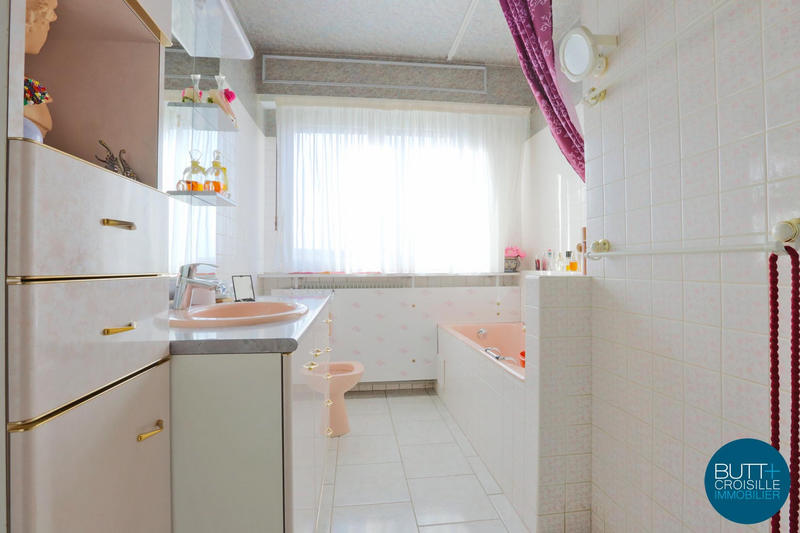 Maison - 192 m² - 6 pièces