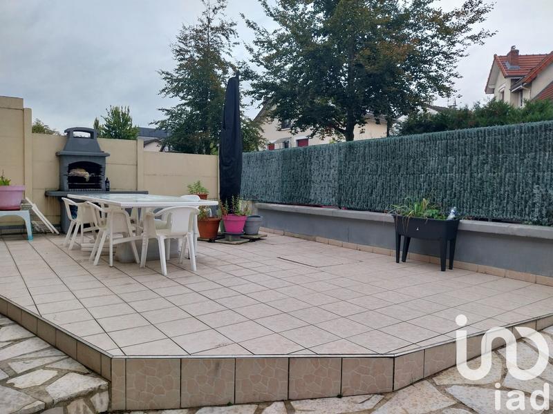 Maison - 143 m² - 7 pièces