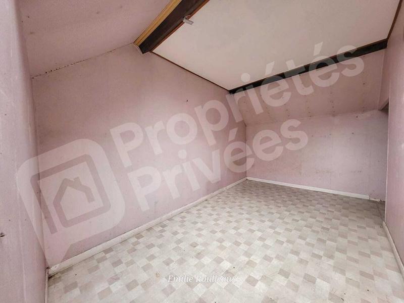 Maison - 96 m² - 5 pièces