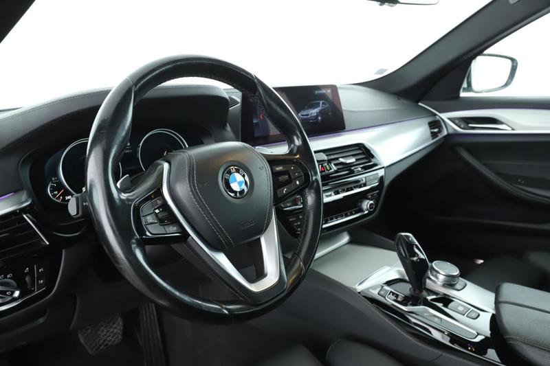 Bmw Série 5 520dA xDrive Luxury 190 ch