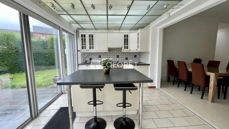 Maison - 105 m² - 5 pièces