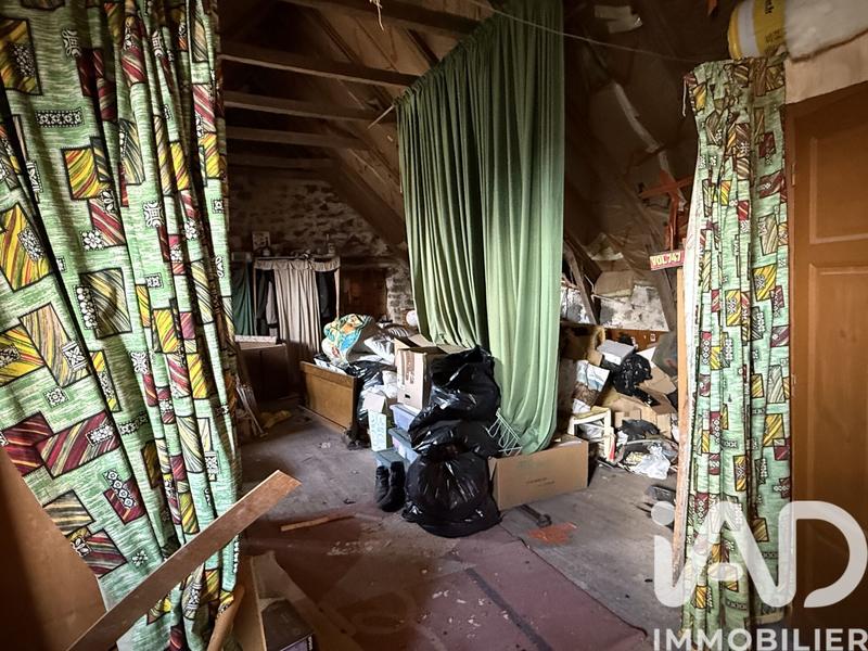 Maison - 273 m² - 9 pièces