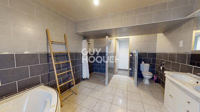 Maison - 190 m² - 6 pièces