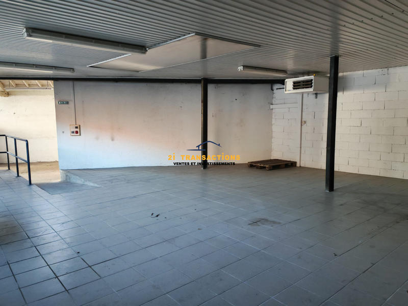Local d'activités - 250 m²