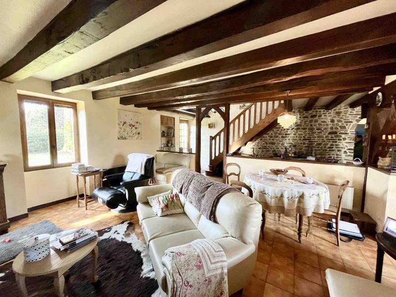 Maison en pierre - 185 m² - 4 pièces