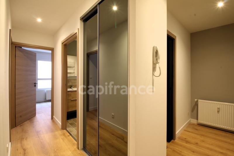 Appartement - 140 m² - 5 pièces