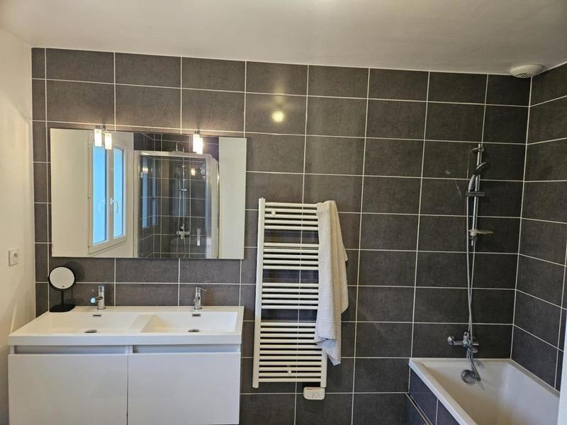 Appartement - 102 m² - 4 pièces