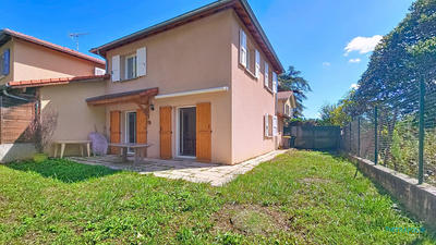 Maison - 88 m² - 4 pièces