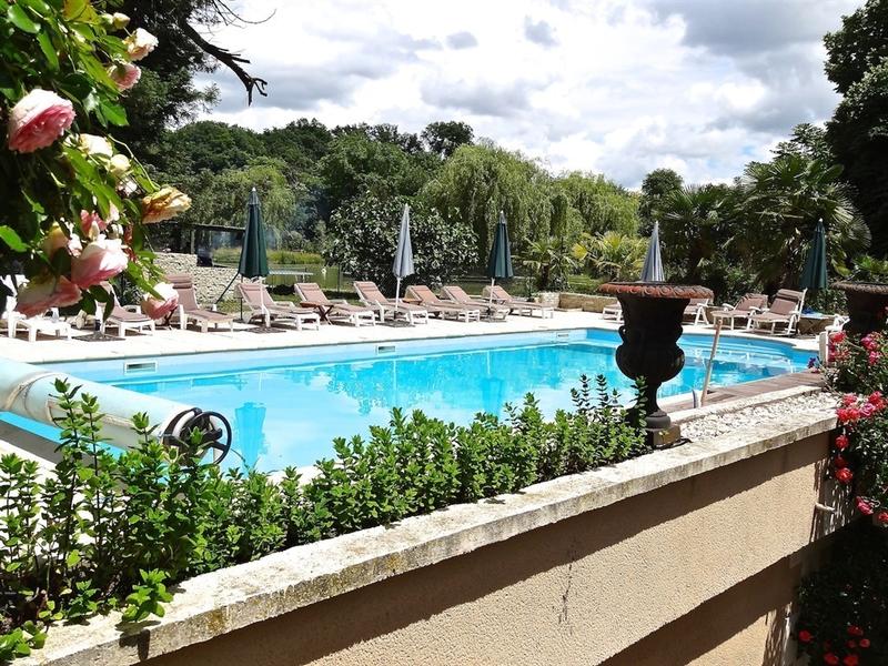 Manoir - 1 200 m² - 17 pièces