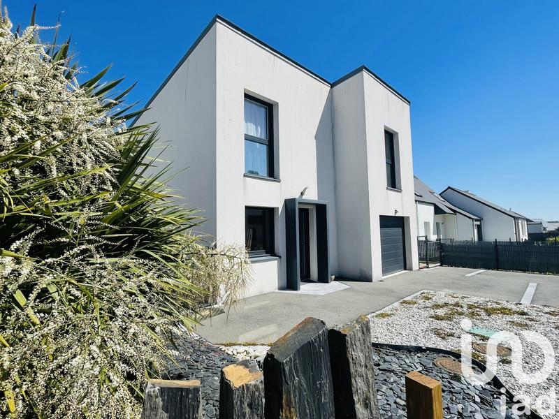 Maison - 107 m² - 5 pièces