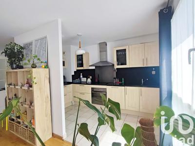 Appartement - 77 m² - 3 pièces