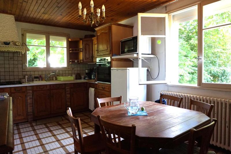 Maison - 142 m² - 8 pièces