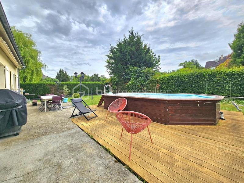 Maison - 140 m² - 6 pièces