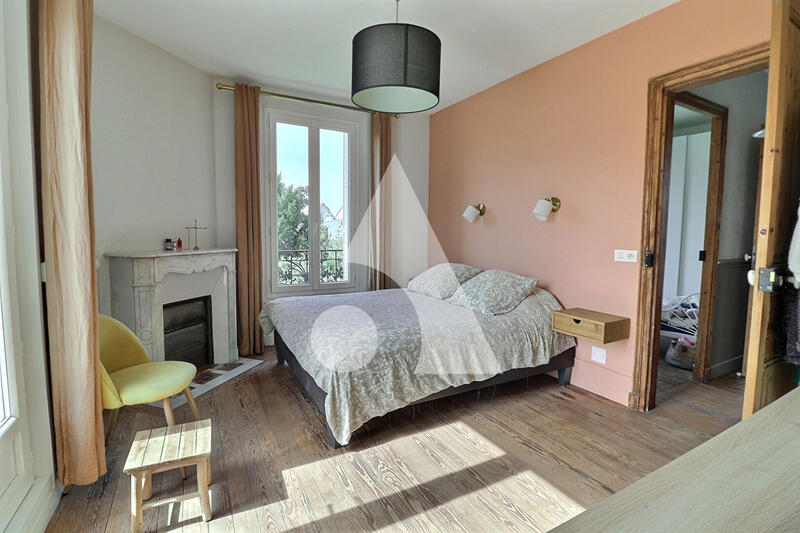 Maison - 173 m² - 6 pièces