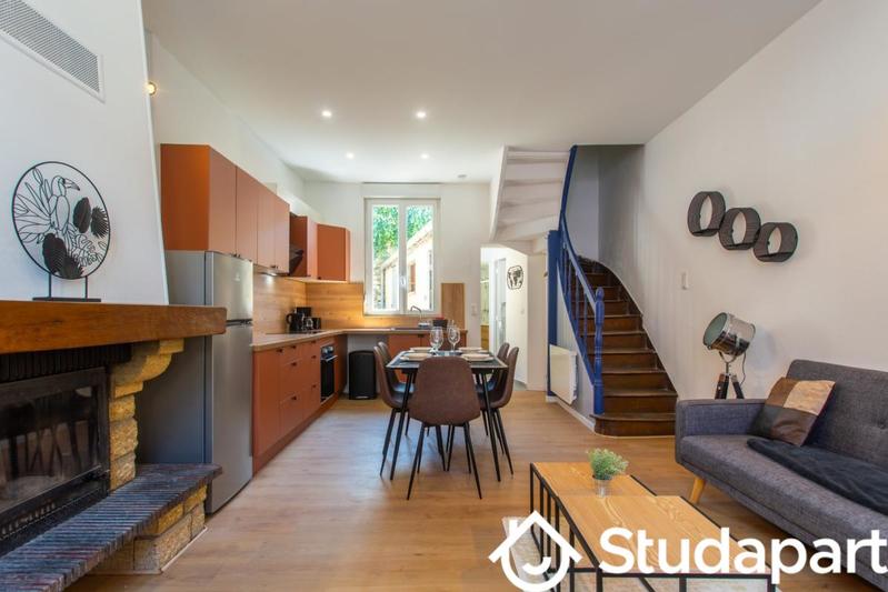 Chambre - 9 m² - 1 pièce