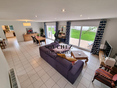 Maison - 144 m² - 7 pièces